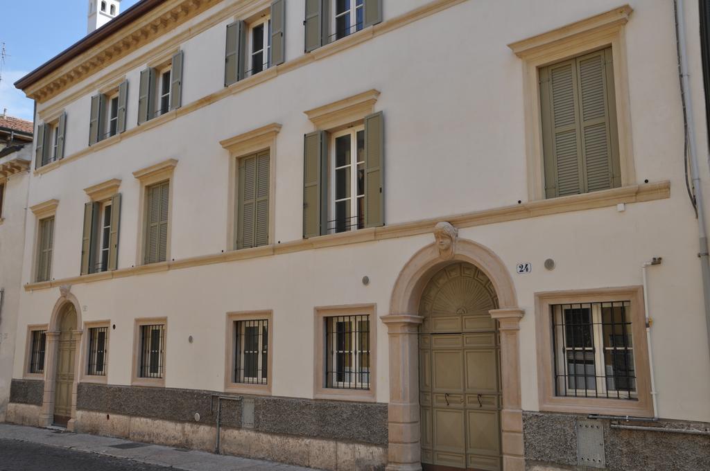 Verona White Lodge Экстерьер фото